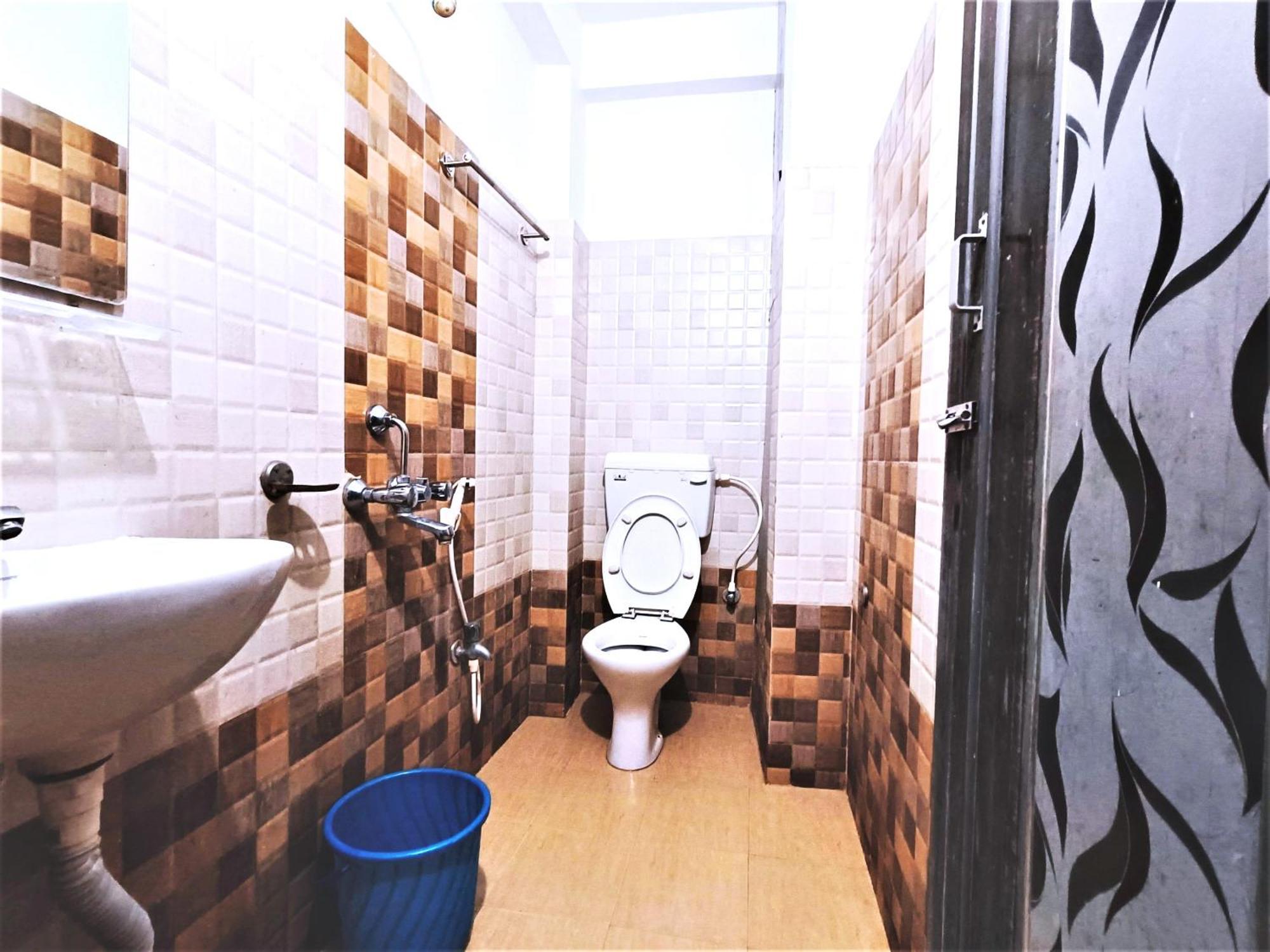 Goroomgo Krishna Residency Puri Near Sea Beach - Spacious Room With Excellent Service Awarded - Best Seller Exteriör bild