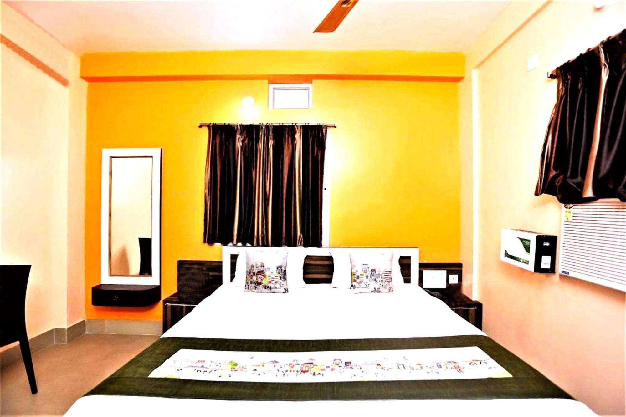 Goroomgo Krishna Residency Puri Near Sea Beach - Spacious Room With Excellent Service Awarded - Best Seller Exteriör bild