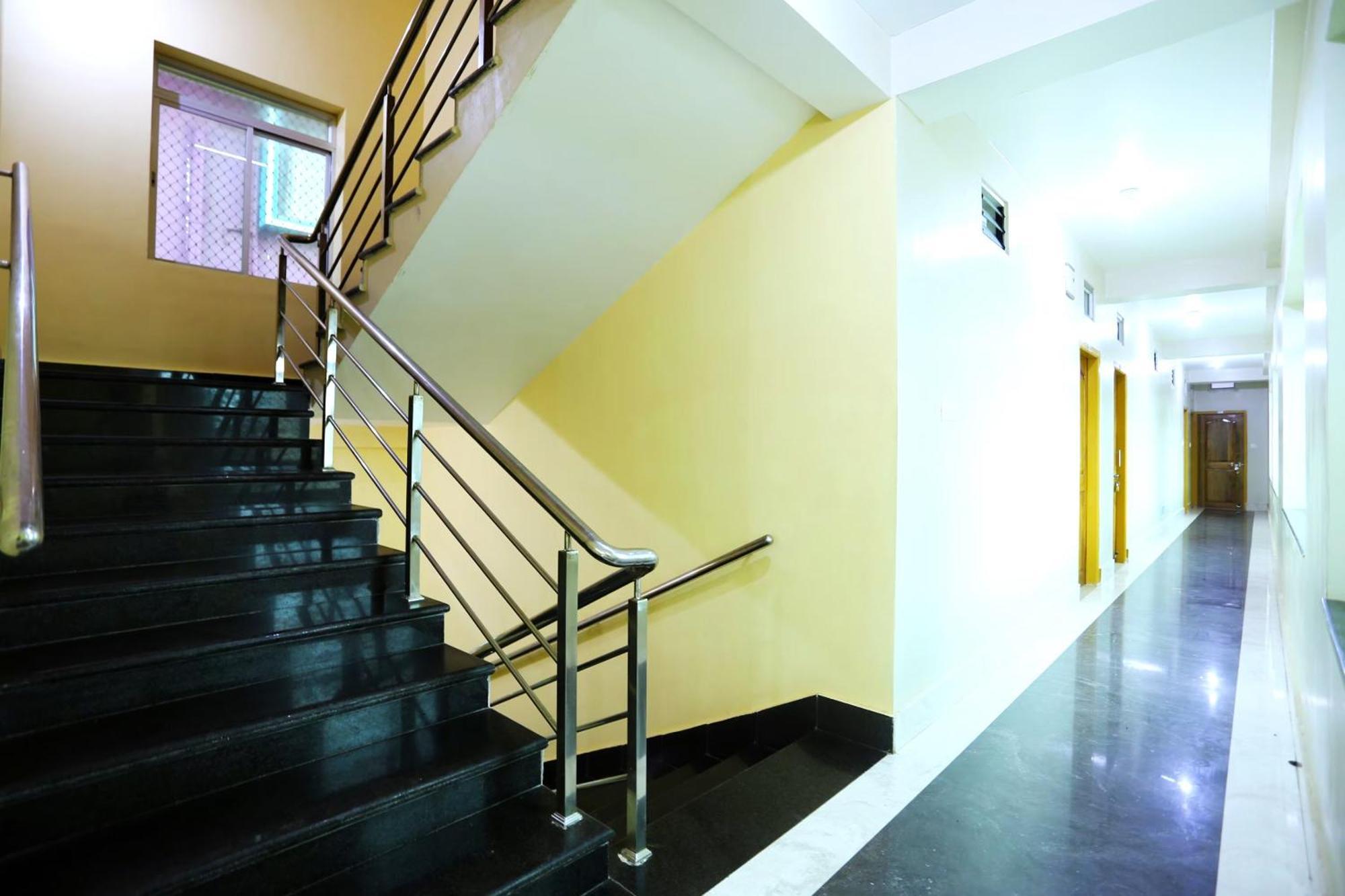 Goroomgo Krishna Residency Puri Near Sea Beach - Spacious Room With Excellent Service Awarded - Best Seller Exteriör bild